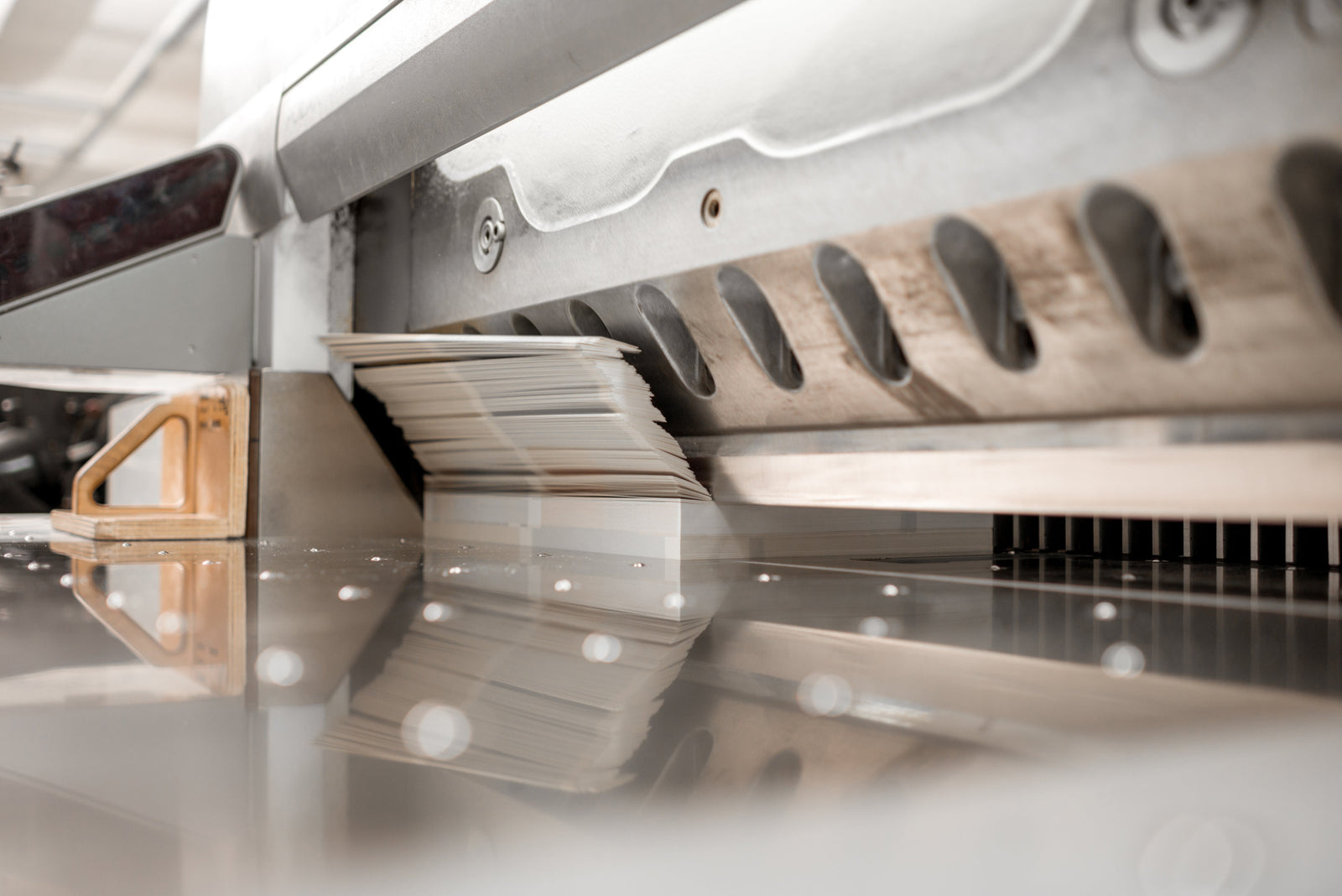 Jak dobrać nóż przemysłowy do wymagań linii produkcyjnej?